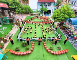 Thực hiện chủ đề trường Mầm non năm học 2025-2026